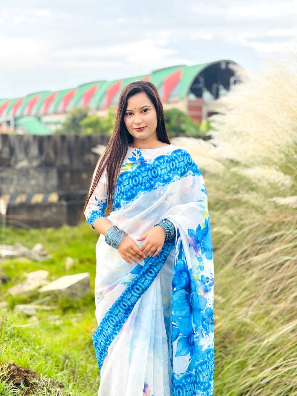 Kashful Saree – White & Blue